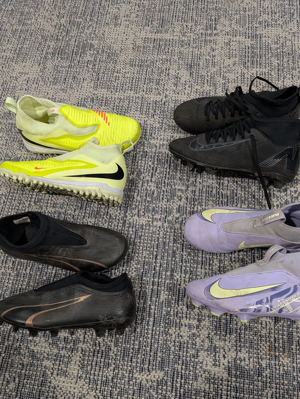4pair Boys Soccer Shoes 2youth/3youth